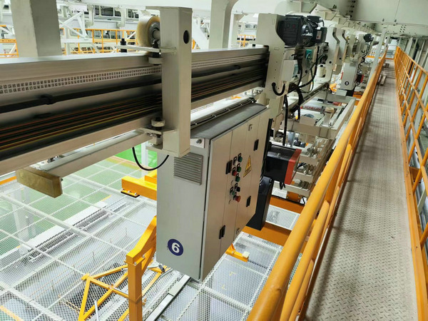 軌道小車組和維修走臺一角